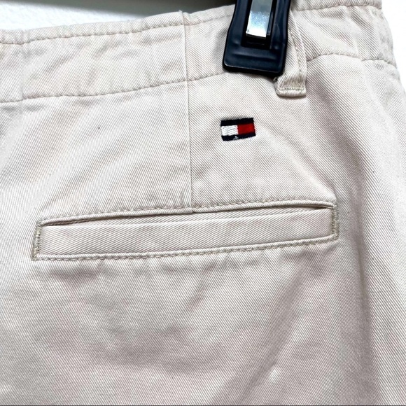 Vintage TOMMY HILFIGER Shorts. Size 4 - Picture 4 of 13